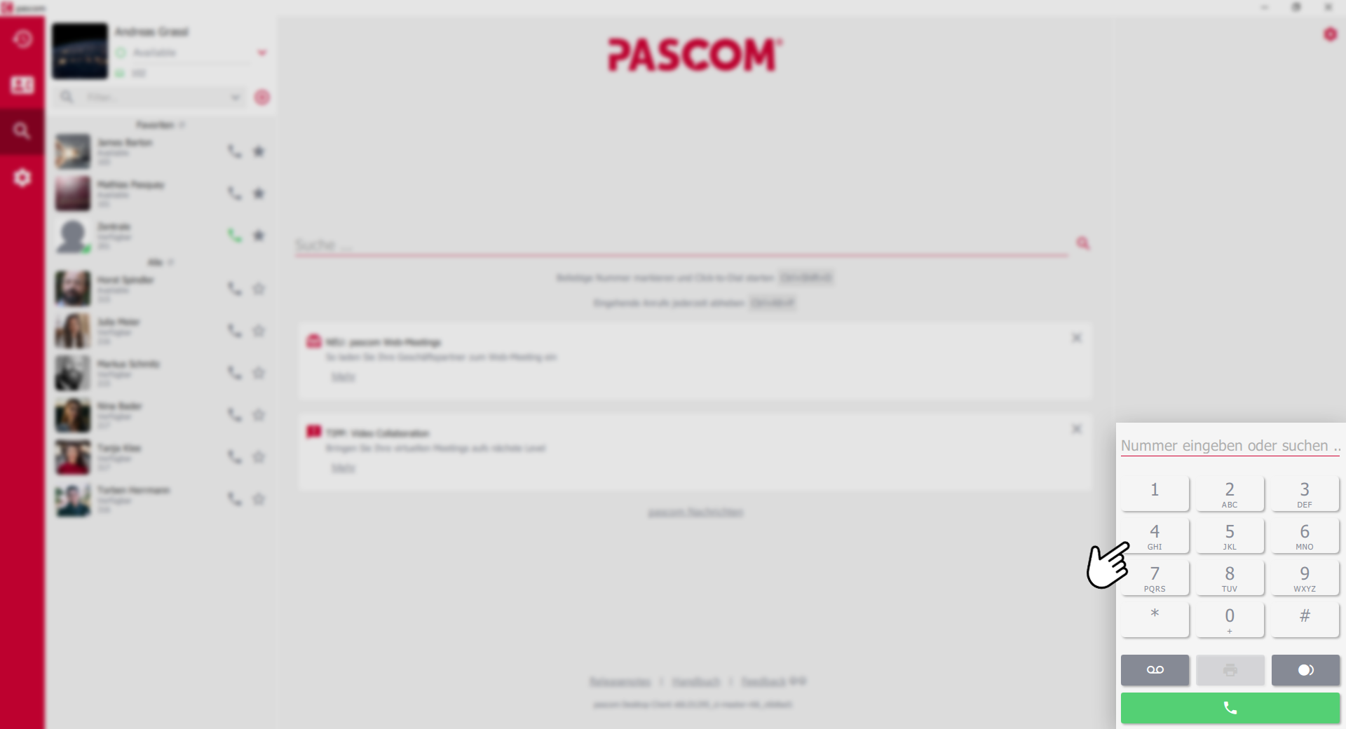 Der rechte Bereich enthält die Wähltastatur für manuelle Eingaben sowie die Steuerungselemente für aktive Gespräche.