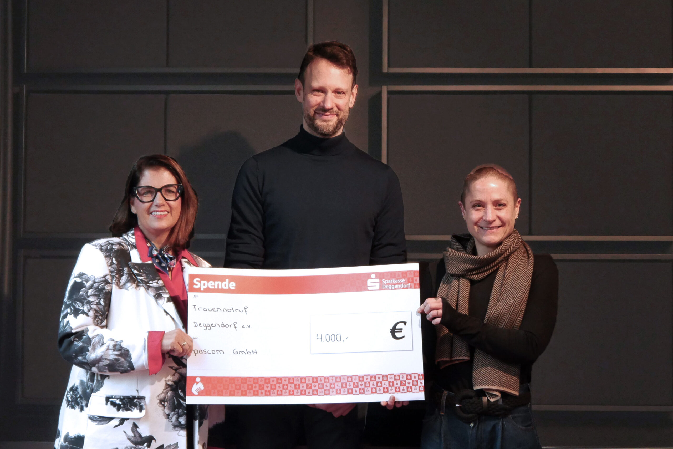 PASCOM Frauennotruf Donation 2025
